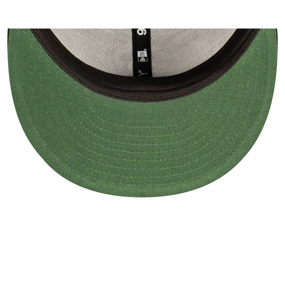 New-Era-Milwaukee-Bucks-Champs-9FIFTY-NBA-Snapback-Hat-6