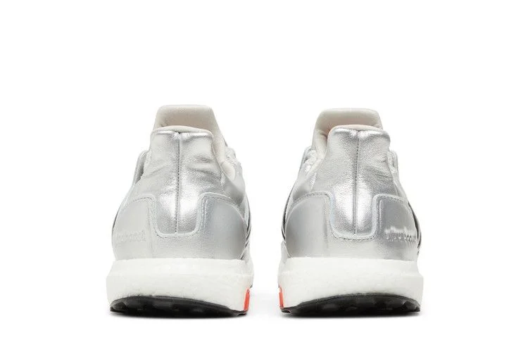 Кроссовки Disney x adidas UltraBoost 1.0 '100th Anniversary'