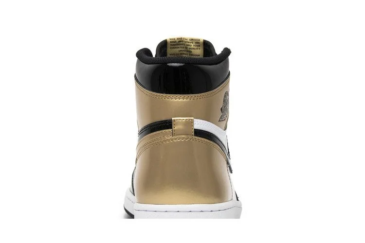 Кроссовки Air Jordan 1 Retro High OG NRG 'Gold Toe'