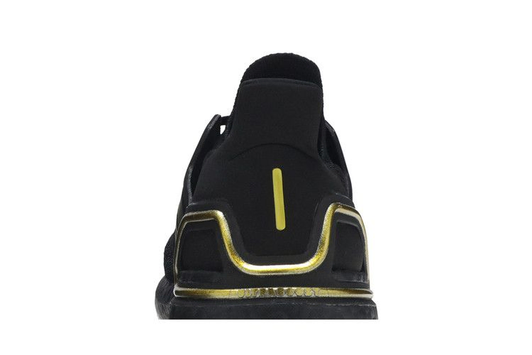 Кроссовки Adidas UltraBoost 20 'Black Gold'