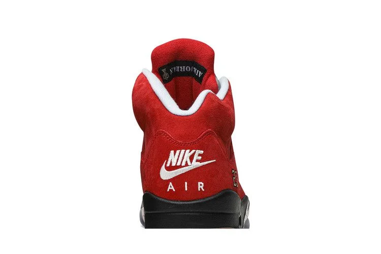 Krossovki-Trophy-Room-x-Air-Jordan-5-Retro-Friends-Family-6