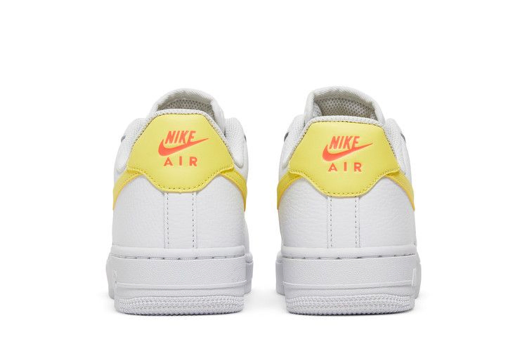 Кроссовки Nike Wmns Air Force 1 '07 'White Light Citron'