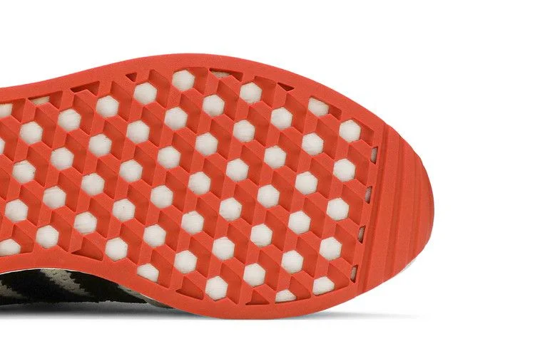 Krossovki-Adidas-I-5923-Clear-Brown-Black-4