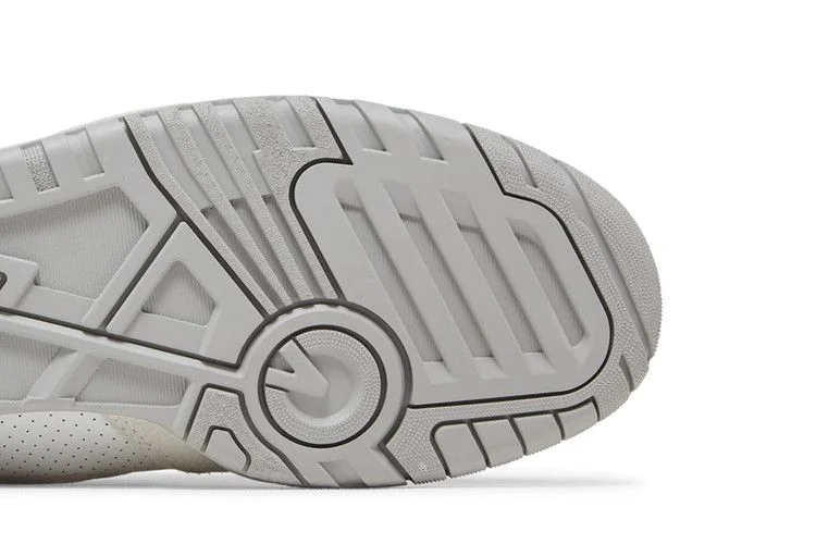 Krossovki-New-Balance-650R-Angora-Pack-Astro-Dust-4