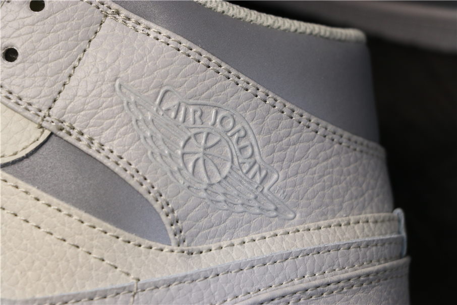 Jordan-1-Mid-Light-Bone-Wolf-Grey-GS-3
