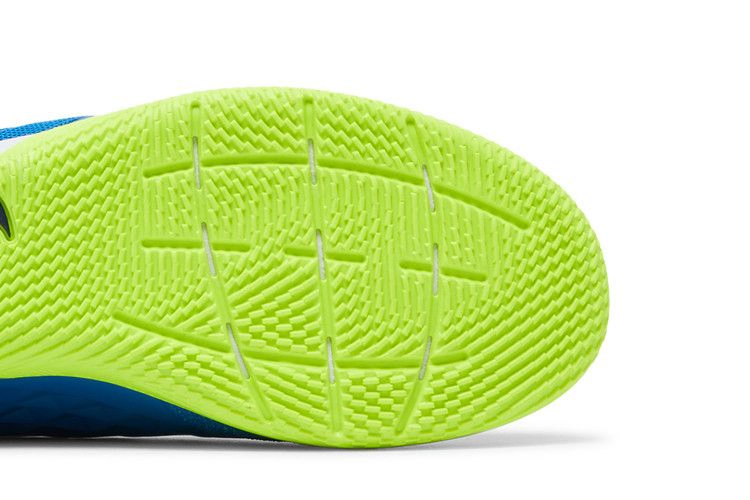 react-tiempo-legend-8-pro-ic-soar-volt-at6134-474_04