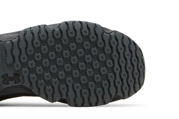 Кроссовки Under Armour Micro G Strikefast 'Black Pitch Grey'