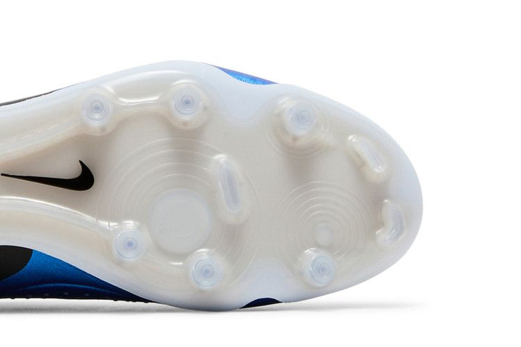 Кроссовки Nike Tiempo Legend 10 Elite FG 'Mad Ambition Pack'