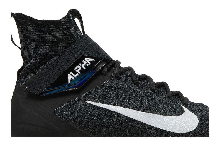 Кроссовки Nike Alpha Menace Elite 2 Wide 'Black White'