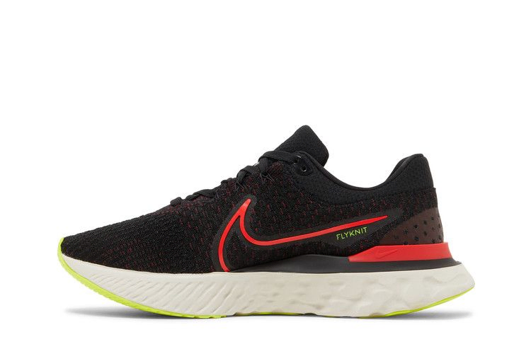 react-infinity-run-flyknit-3-black-siren-red-dh5392-007_02