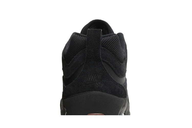 Кроссовки Nike Air Max Ishod Wair SB 'Black Gum'