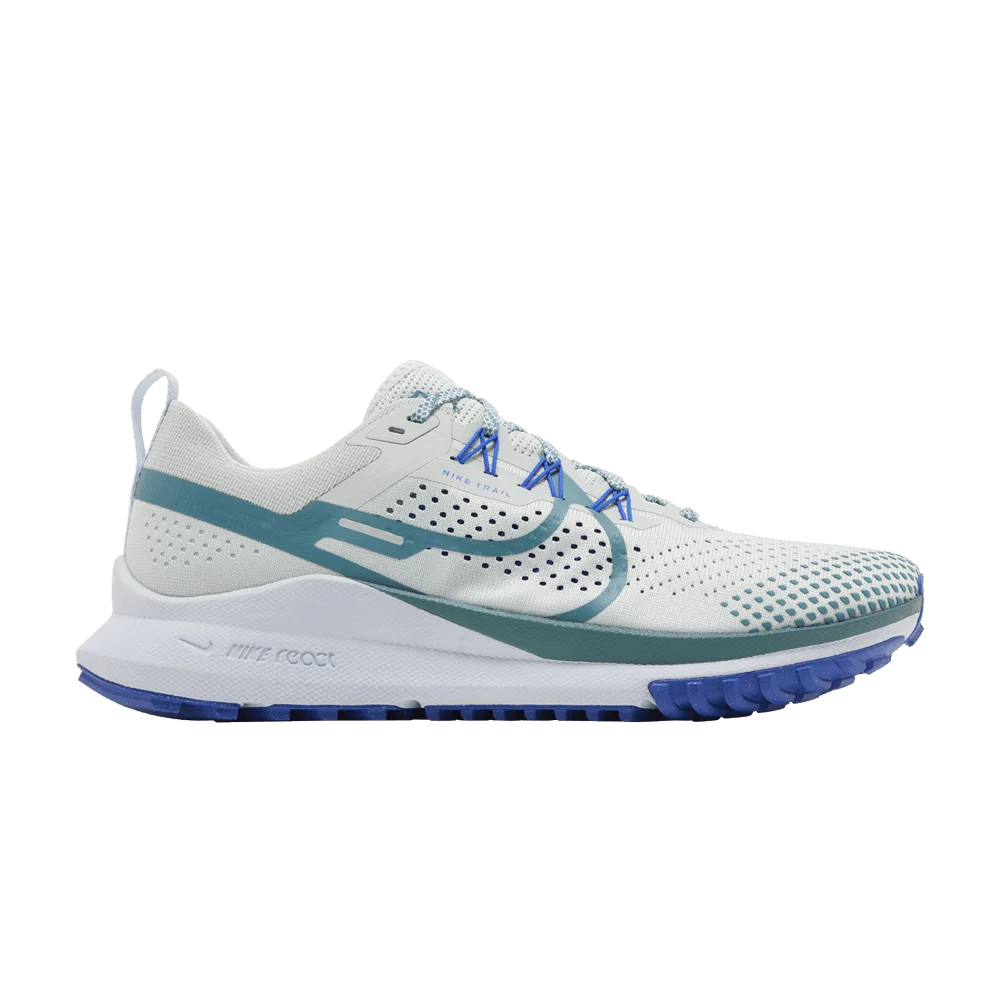 Krossovki-Nike-Pegasus-Trail-4-Light-Silver-Mineral-Teal