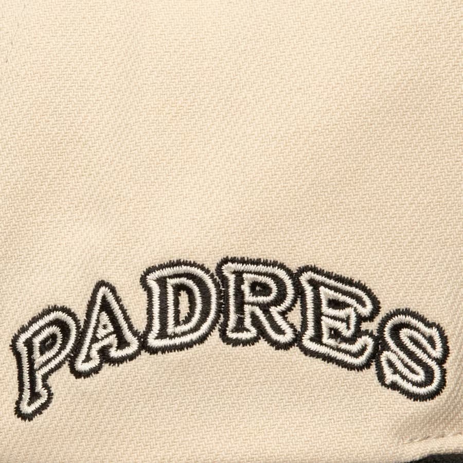 Бейсболка Mitchell & Ness Off White San Diego Padres Cooperstown Collection Snapback Hat