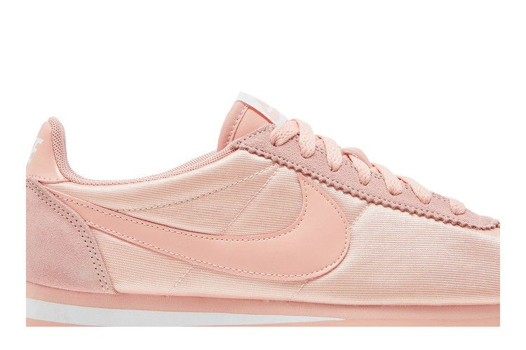 Кроссовки Nike Wmns Classic Cortez Nylon 'Coral Stardust'