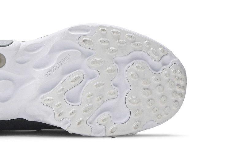 react-presto-gs-wolf-grey-bq4002-004_04