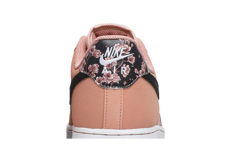 Кроссовки Nike Air Force 1 Low '07 LE 'Japanese Cherry Blossoms'
