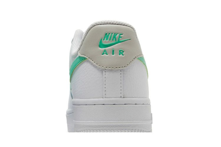 wmns-air-force-1-07-white-green-glow-315115-164_06