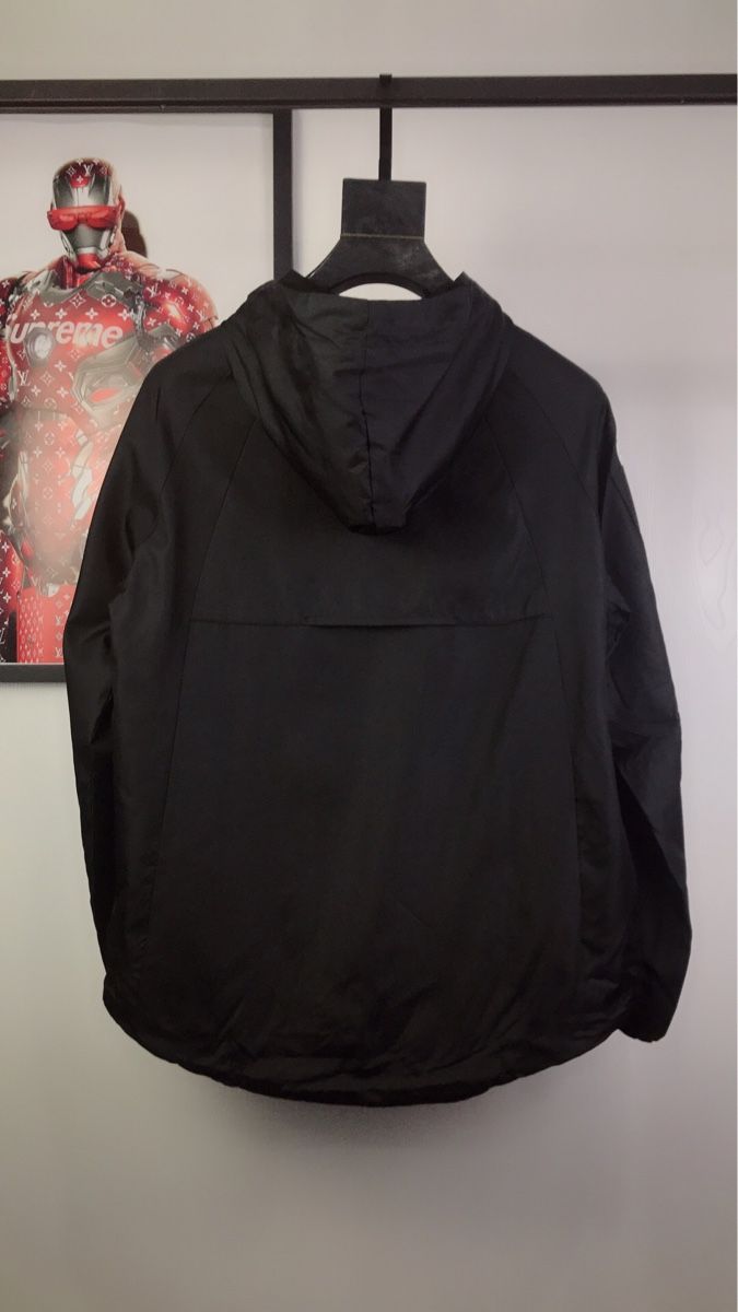 Nike-Air-Jordan-Jumpman-Wings-GFX-Windbreaker-9