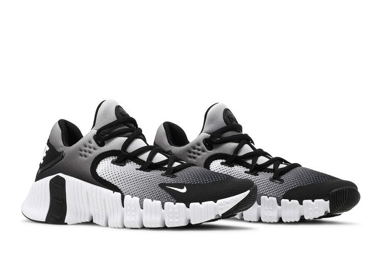 wmns-free-metcon-4-white-black-dj3071-101_07
