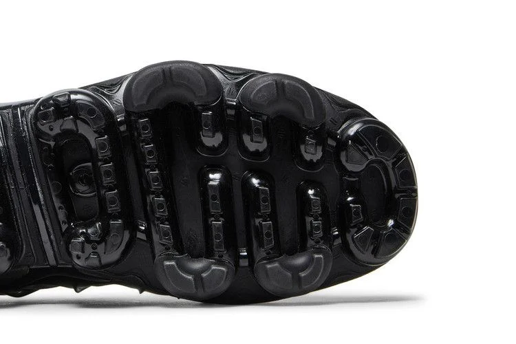 Кроссовки Nike Air VaporMax Plus 'Cool Grey'
