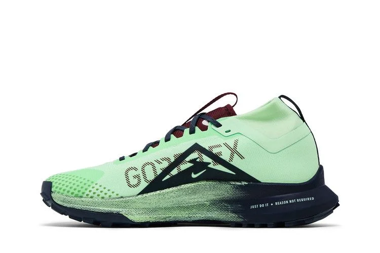 Krossovki-Nike-React-Pegasus-Trail-4-GORE-TEX-Vapor-Green-Dark-Team-Red-2