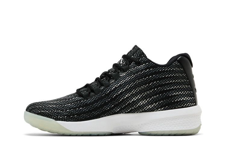 jordan-b-fly-881444-010_02