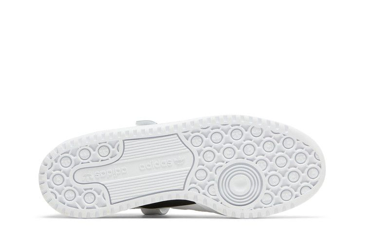 wmns-forum-low-white-black-gy0751_03