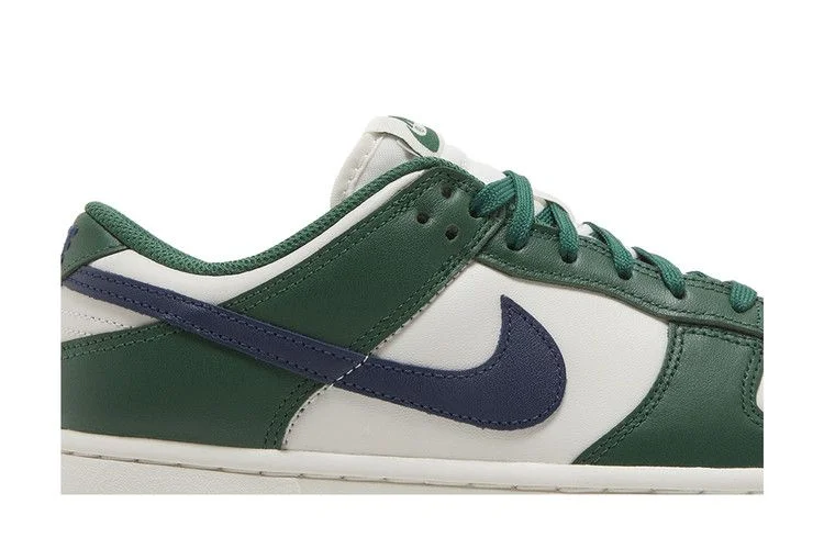 Кроссовки Nike Wmns Dunk Low 'Gorge Green'