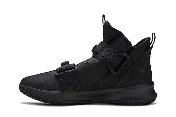 Krossovki-Nike-LeBron-Soldier-13-SFG-Black-Out-2