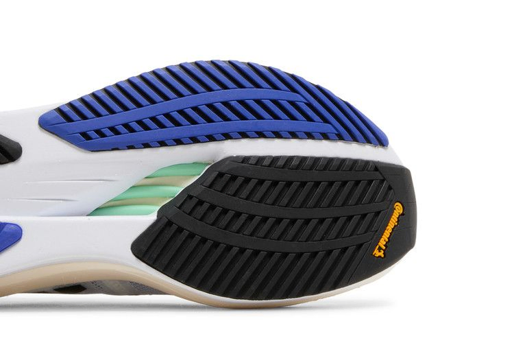 adizero-boston-11-white-lucid-blue-fuchsia-hq3693_04