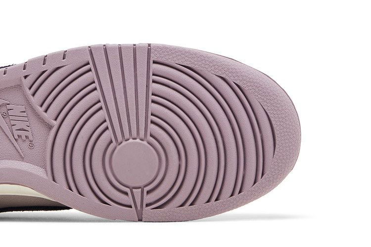 Кроссовки Nike Dunk Low SE 'Light Violet Ore'