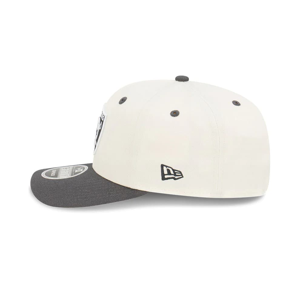 New-Era-Las-Vegas-Raiders-9FIFTY-Original-Fit-Chrome-Graphite-NFL-Snapback-Hat-4