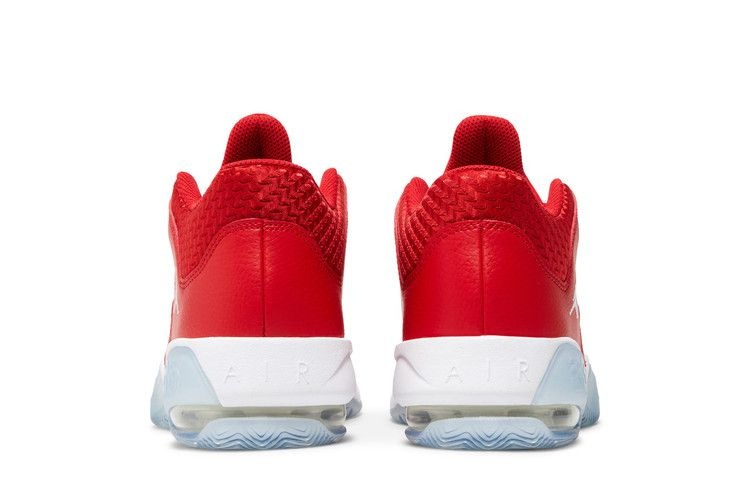 Кроссовки Air Jordan Max Aura 3 GS 'University Red'