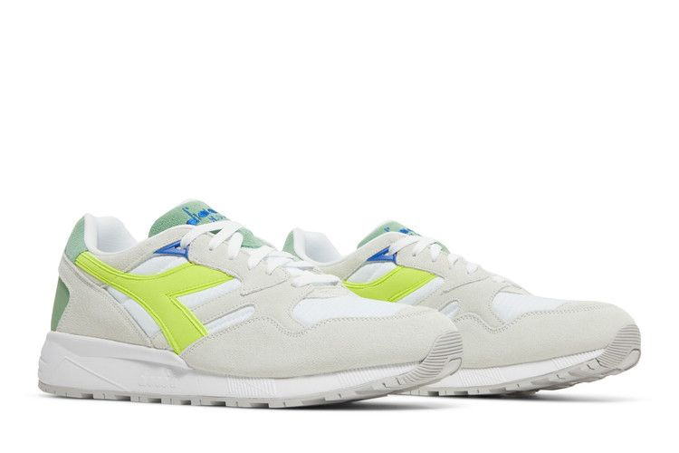n9002-ball-white-acid-green-501-178368-c2416_07