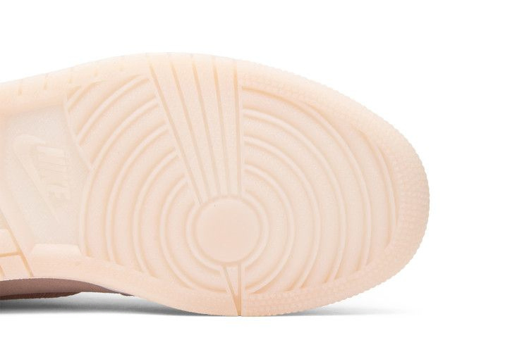 Кроссовки Wmns Air Jordan 1 Retro High 'Season of Her: Sunset Tint'