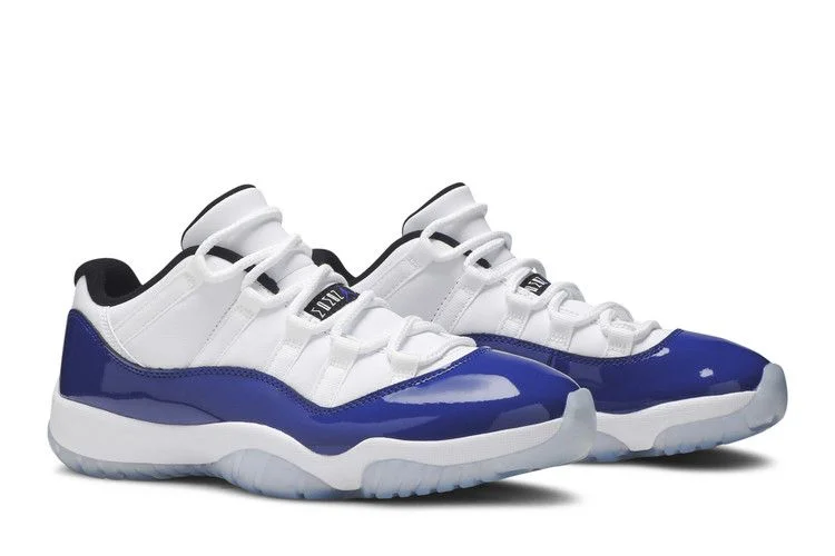 Krossovki-Wmns-Air-Jordan-11-Retro-Low-Concord-Sketch-7