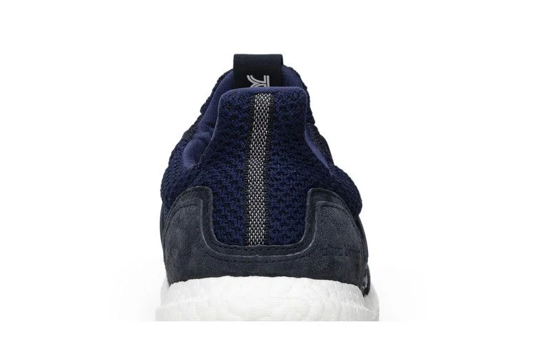 Кроссовки Kinfolk x adidas UltraBoost 'Night Navy'