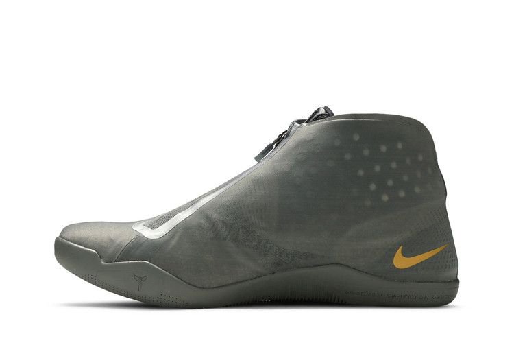 kobe-11-alt-880463-079_02