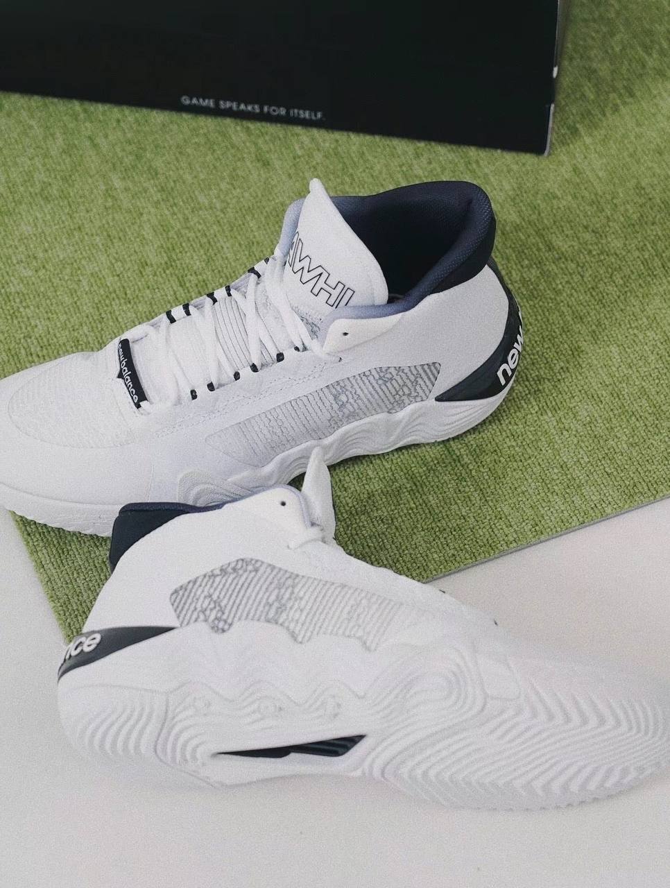 Кроссовки New Balance KAWHI 2 Blur