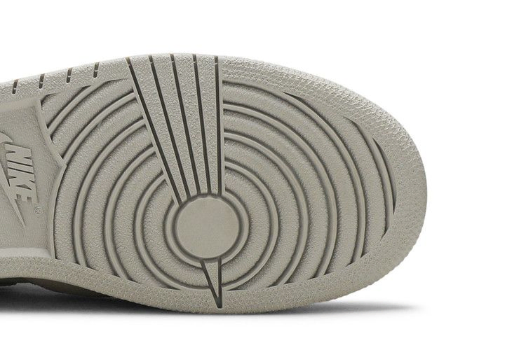 wmns-air-jordan-1-rebel-xx-moon-particle-ar5599-200_04