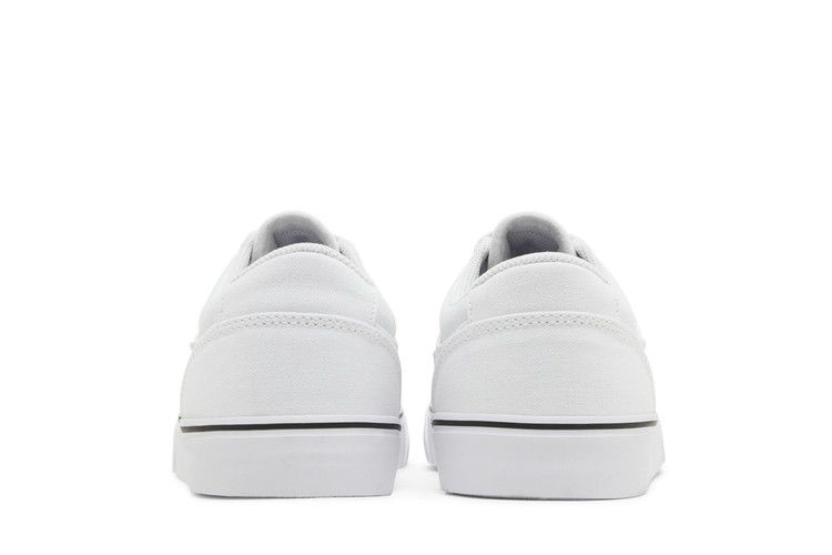 chron-2-canvas-sb-triple-white-dm3494-102_05