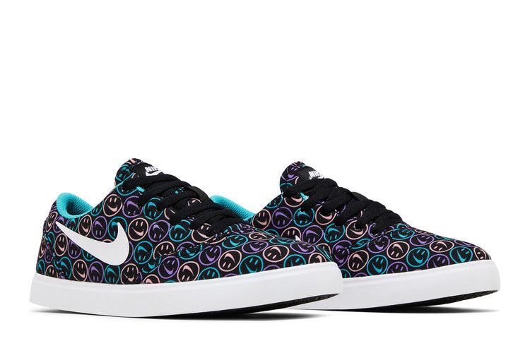 check-canvas-sb-gs-have-a-nike-day-av3132-001_07
