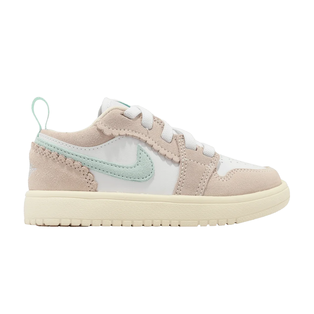 Krossovki-Air-Jordan-1-Low-ALT-SE-PS-Scalloped-Edge
