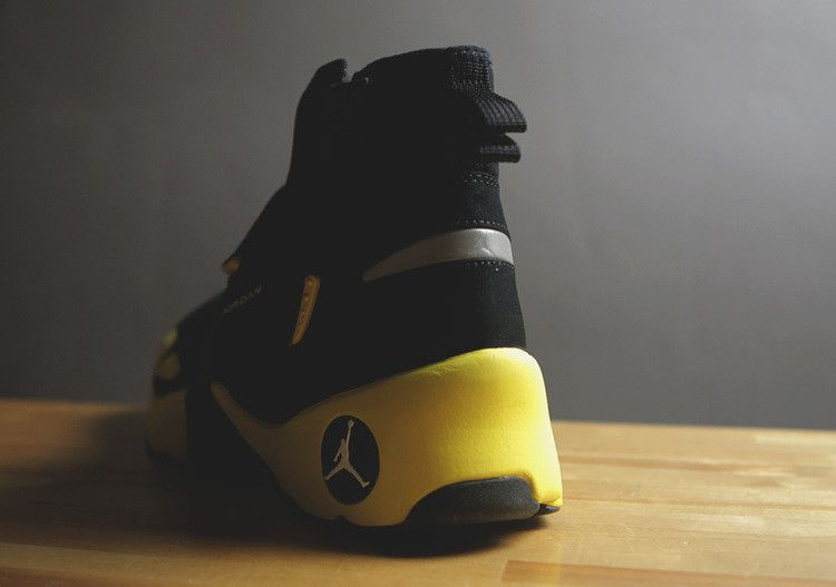 solefly-x-jordan-trunner-lx-high-ao4689-012_02