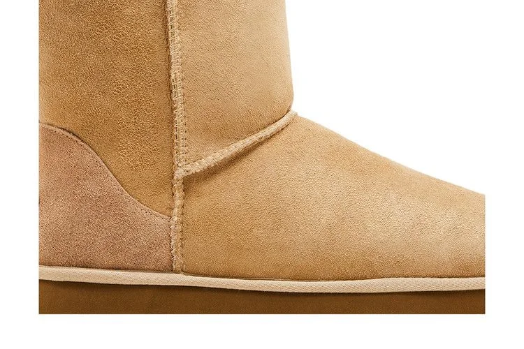 UGG-Wmns-Classic-Short-II-Sand-1