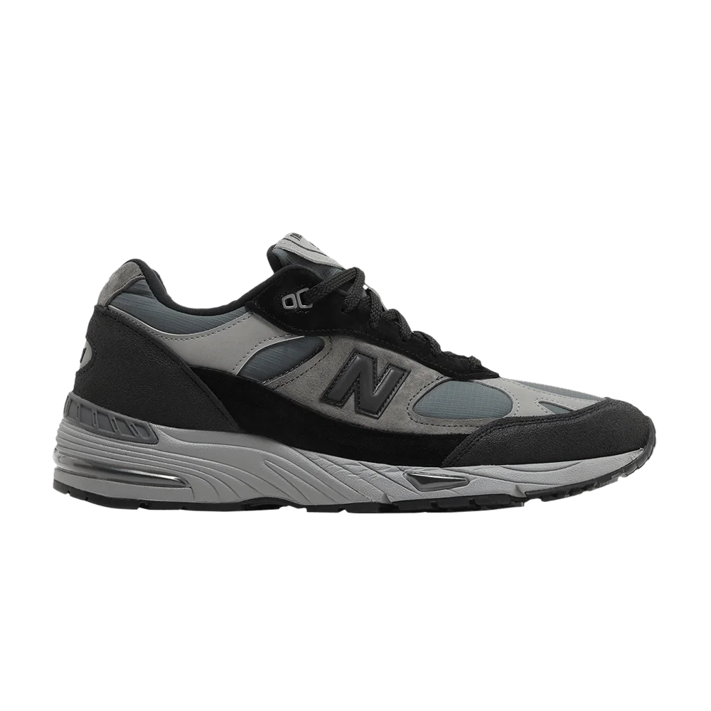 Krossovki-New-Balance-991-Made-in-England-Urban-Winter-Pack-Black