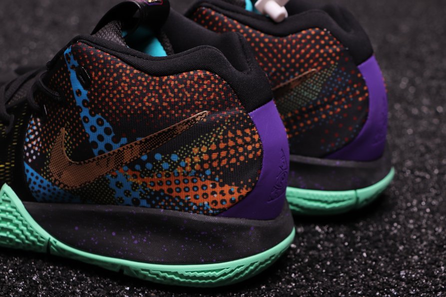Кроссовки Nike Kyrie 4 Mamba Mentality