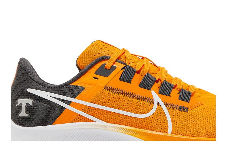 Кроссовки Nike Air Zoom Pegasus 38 'Tennessee'