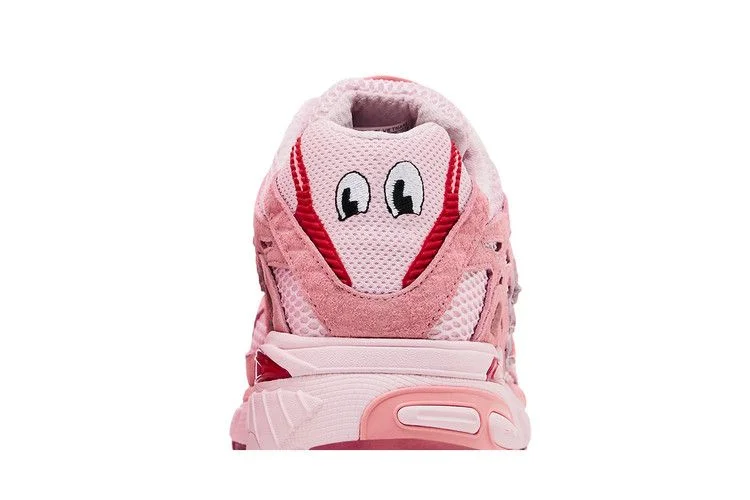 Krossovki-Unheardof-x-adidas-Adistar-Cushion-3-Captain-Piggy-6