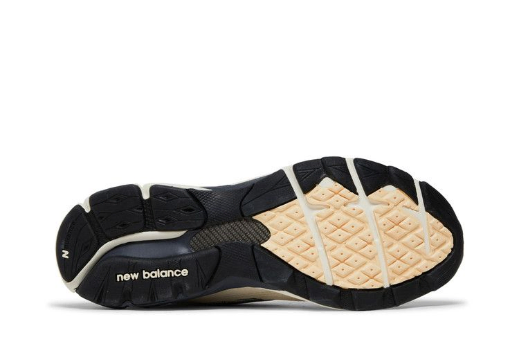 Кроссовки Teddy Santis x New Balance 990v3 Made in USA 'Moonbeam'